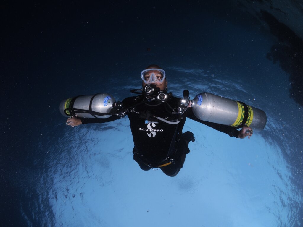 Sidemount euro divers